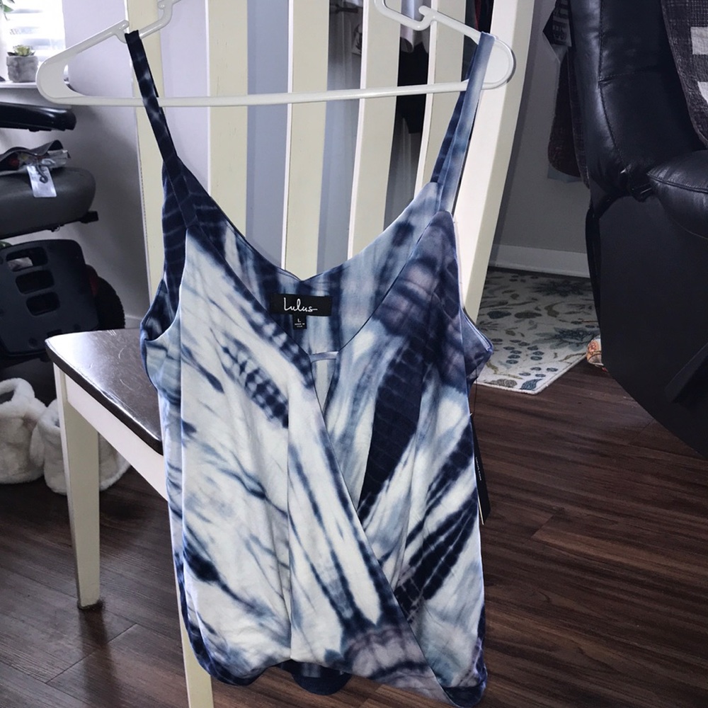 LULU’s cross front tie dye tank